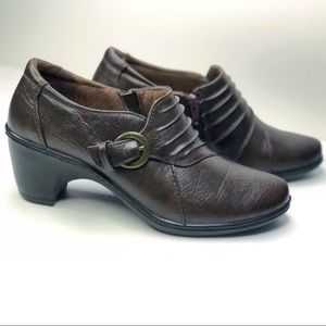 Easy Street Sizzle Ankle Boots Size 6 M - Brown